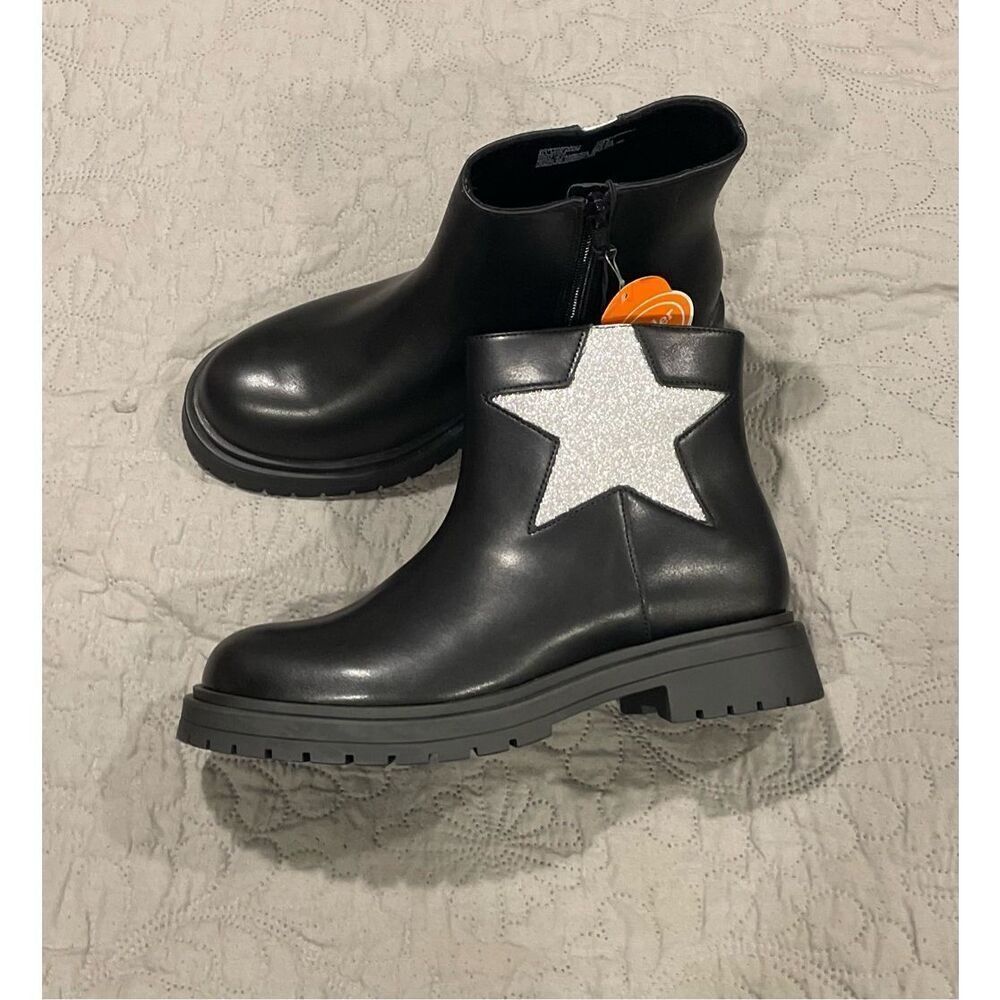 Wonder Nation Women’s 5 Black Boots Faux Leather Star New